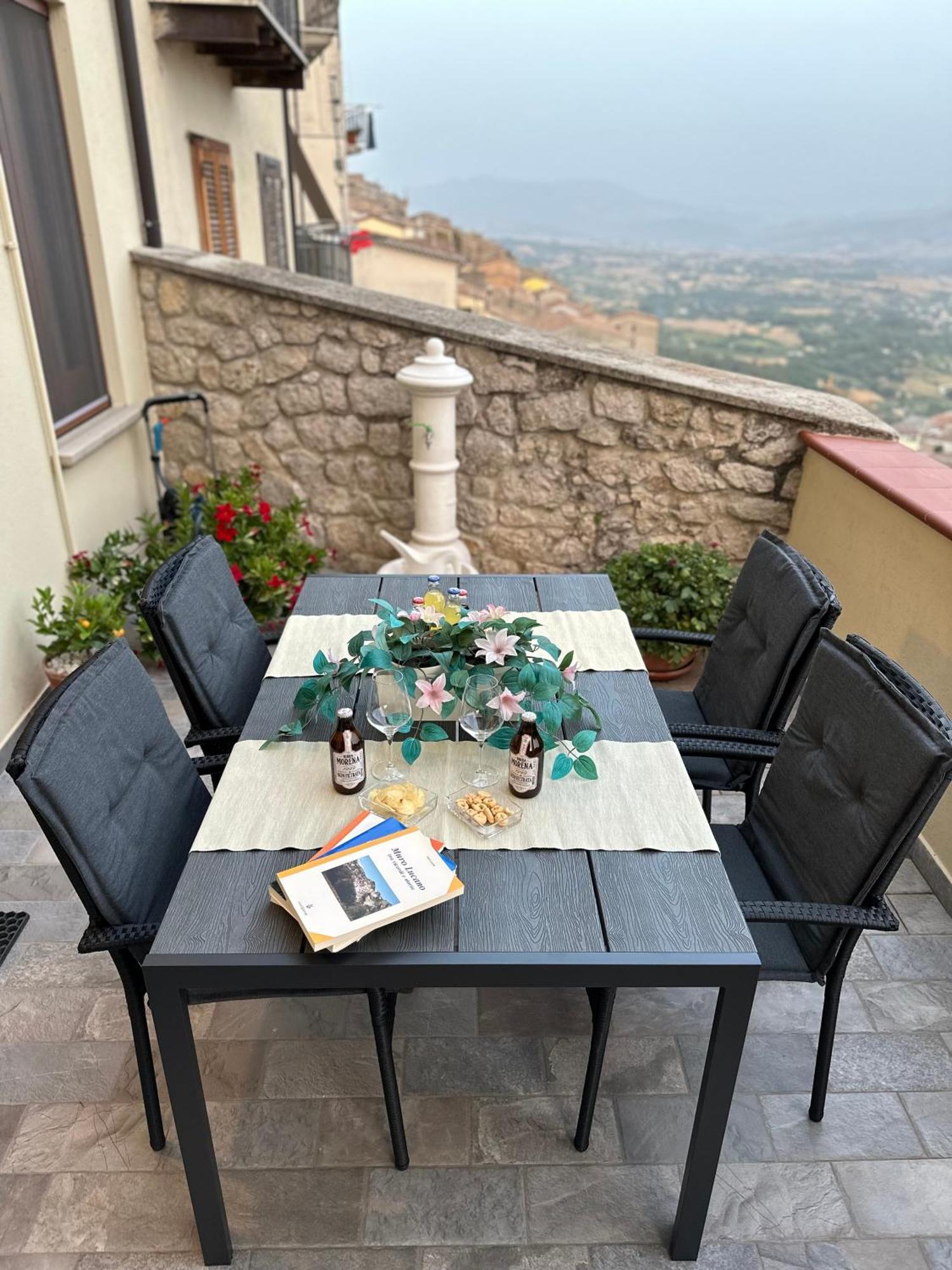 Nonna Felicia B&B Muro Lucano Dış mekan fotoğraf